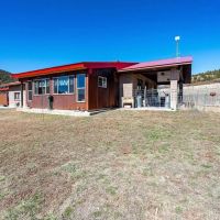 Mountain Property with Big Views images 3