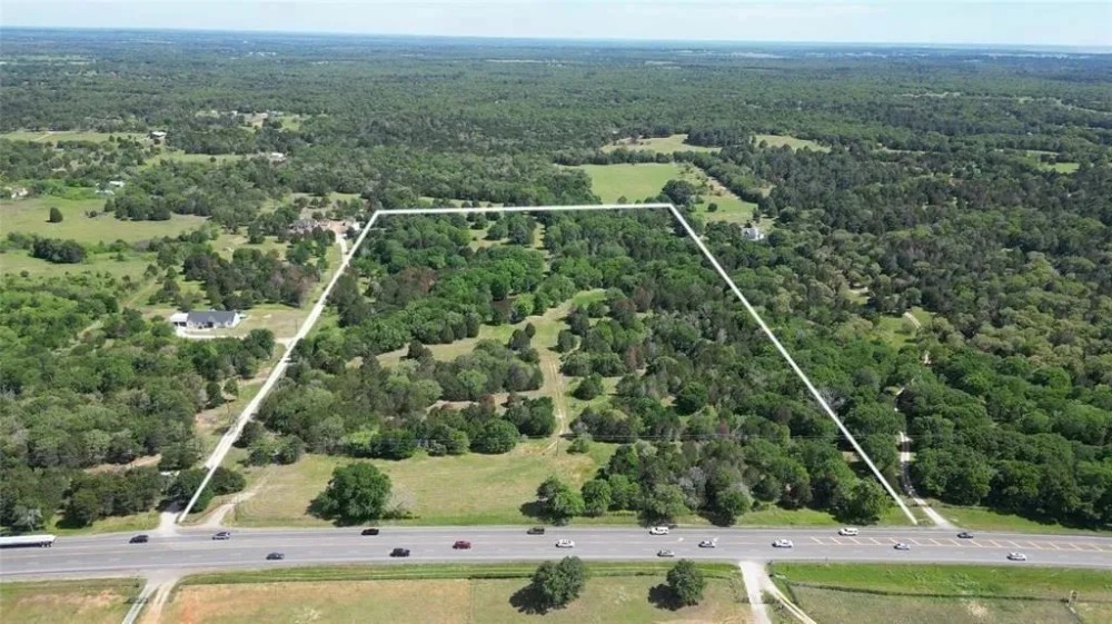 1899 Highway 21 Highway E Paige Texas 78659 featured image