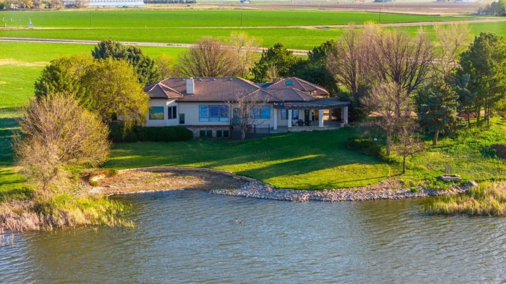 Myers Lake Estate featured image