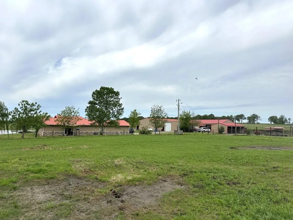 80 Acres Restless Heart Cattle Ranch Blanco OK featured image