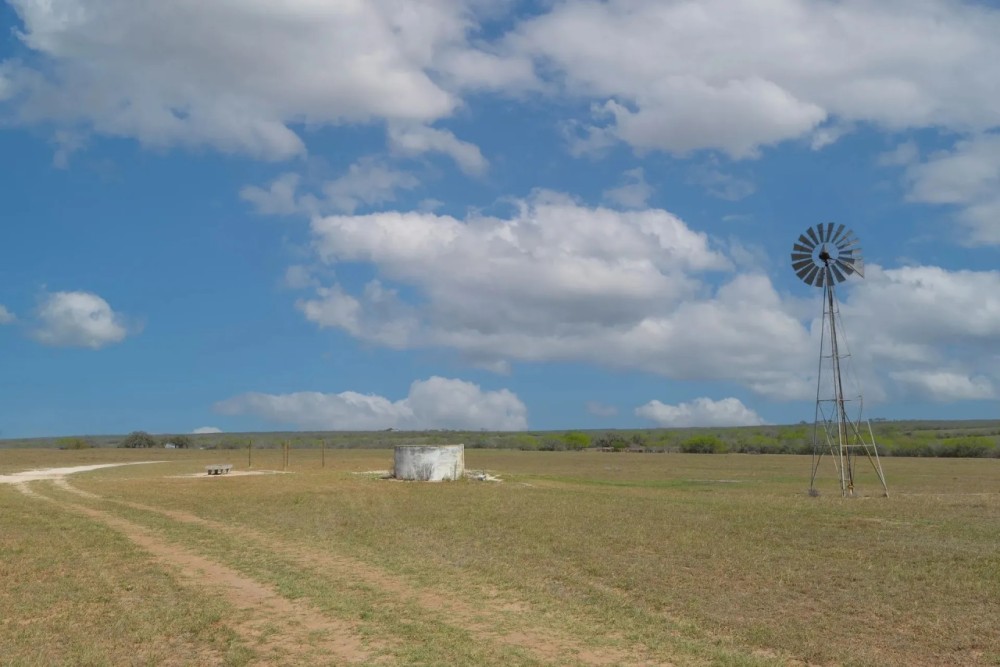 The 757 La Para Ranch featured image