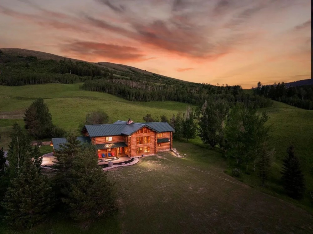 Grand View Ranch featured image