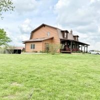 240 Acres Ponds Outbuilding 5 bed 3 1 2 Bath Fenced Shannon County images 4
