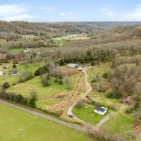 Large estate equestrian lot in Franklin TN images 2