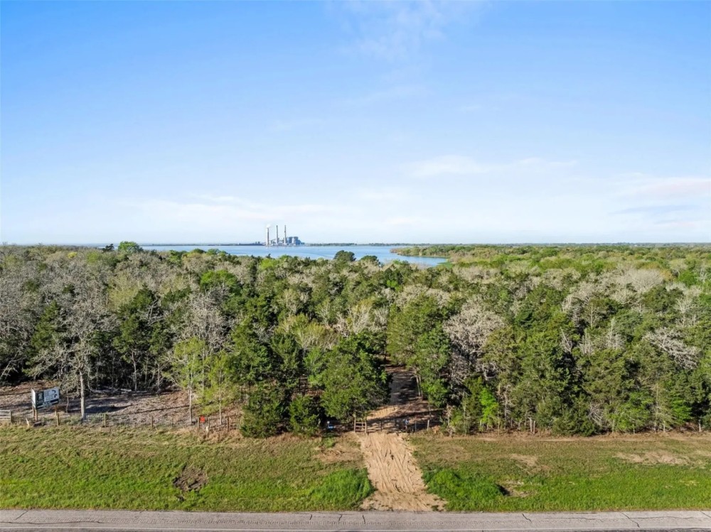 4759 Hwy 159 Fayetteville Texas 78940 featured image