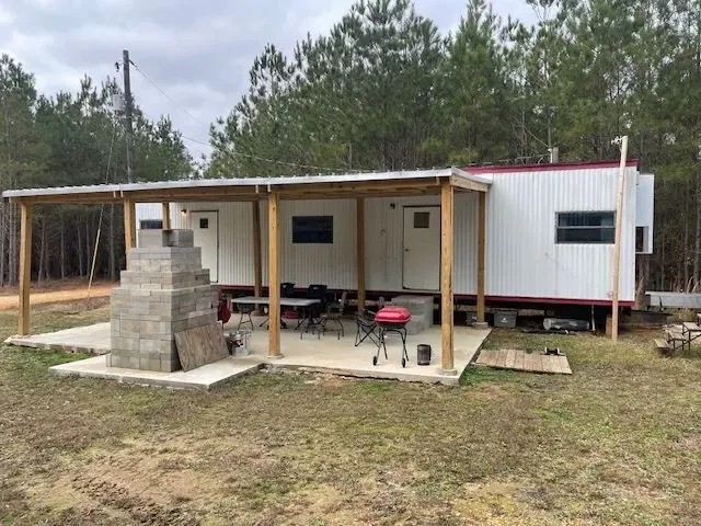 Camp and 18.19 Acres featured image