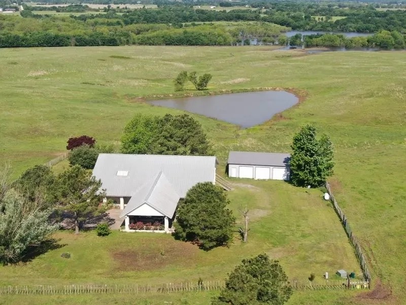 Rolling Pastures Ranch-Cow and Stocker Operation 3005 acres featured image