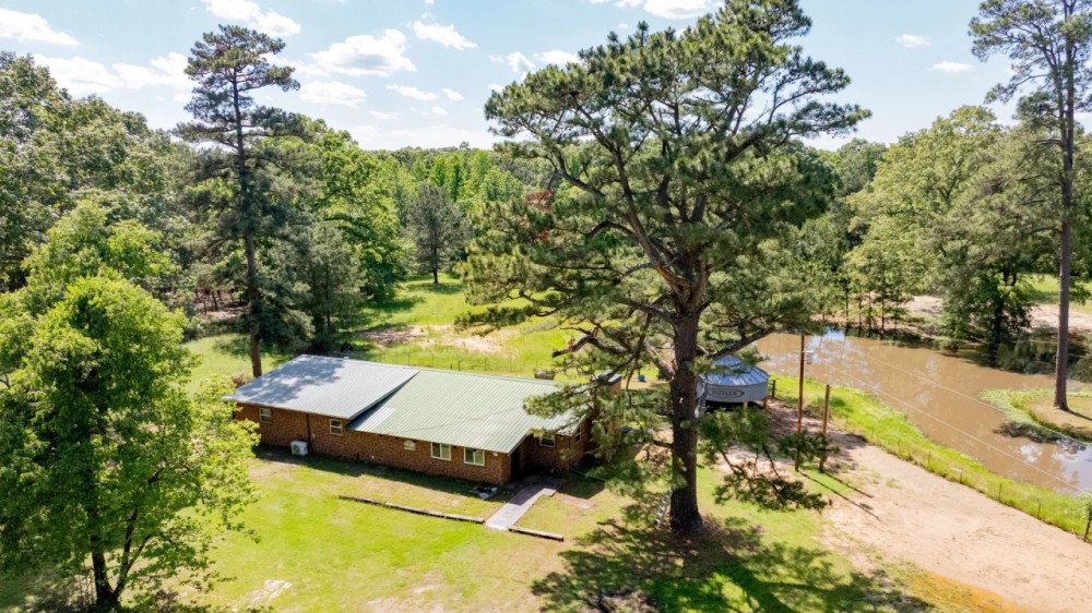 235 Acre Premier Hunting Recreational Ranch featured image