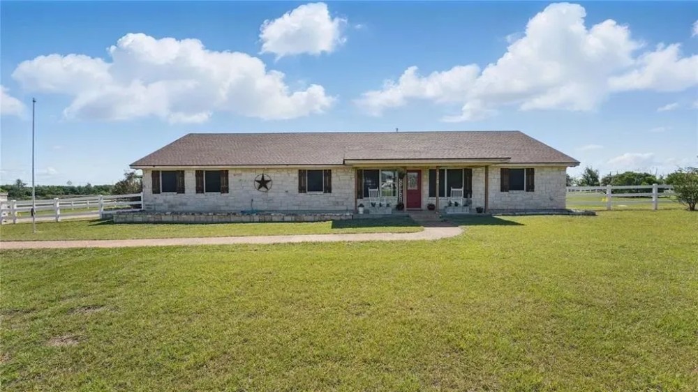 310 Hatter Dr Moody Texas 76557 featured image