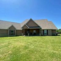 58 acres pasture and homes Mt Herman Road