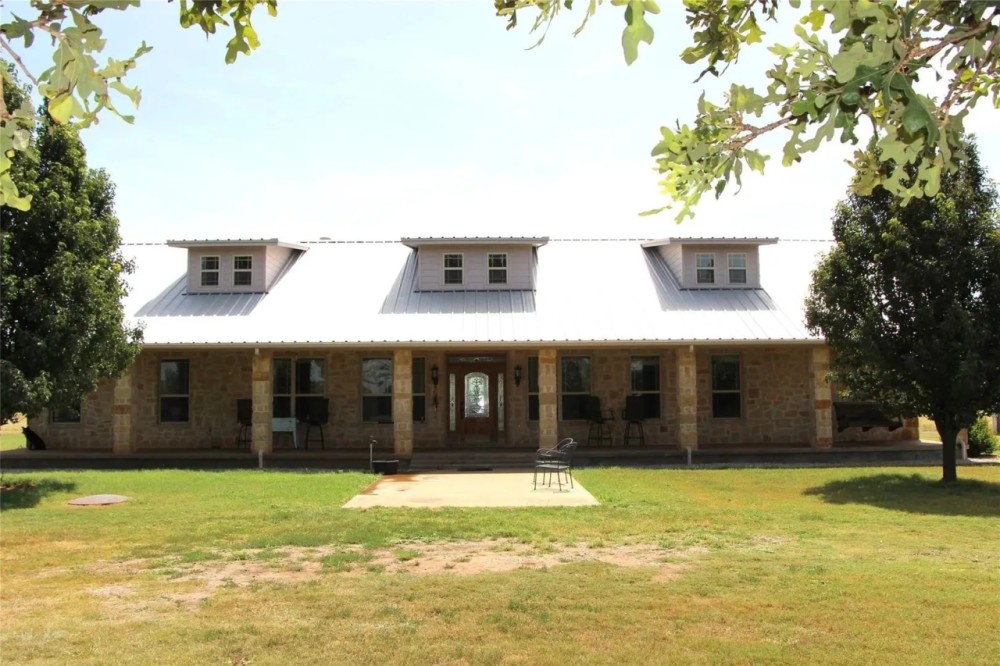 New Listing 101.11 Acres Home Eastland County featured image