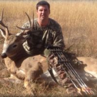 Seasonal and Daily Trophy Whitetail Deer and Turkey Hunting In Kansas