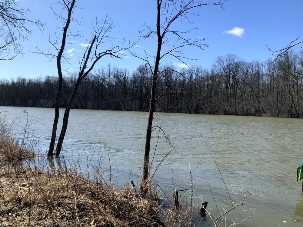 17 acres Fishing Land on Seneca River Clay NY featured image