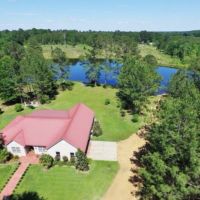 3 Bed  2 Bath Home  39.72 Acres  Lake  NPSD  Summit  MS images 1