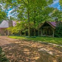Remarkable Luxury Ranch For Sale in Maury County  TN