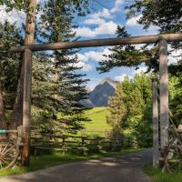 Absaroka Moon Retreat