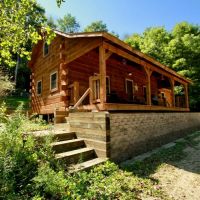 Paramount Trophy Whitetail Camp in La Farge  Wisconsin