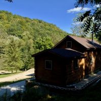 Paramount Trophy Whitetail Camp in La Farge  Wisconsin images 4