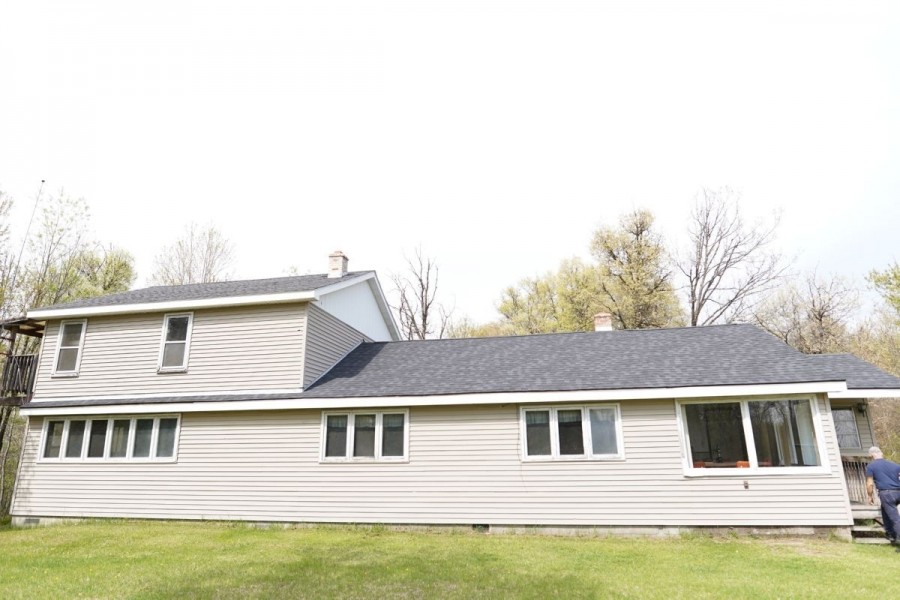 Hunting Lodge on 105 Acres of Prime Hunting Juneau County featured image