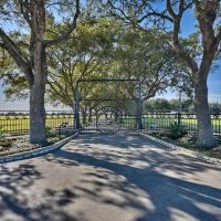 50  - acre El Corazon images 2