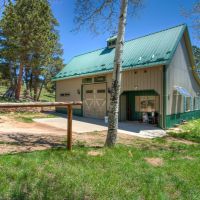 Luxury Mountain Estate For Sale in Livermore  CO images 4