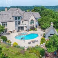 Breathtaking Luxury Estate For Sale in Southwest WI