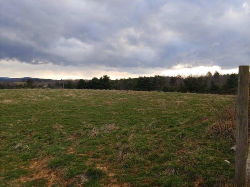 Hunting &nbsp; Recreational Land For Sale in Montgomery County  VA featured image