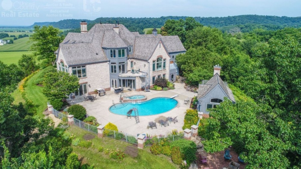 Custom Built Executive Home High on the Bluff Sauk County WI featured image