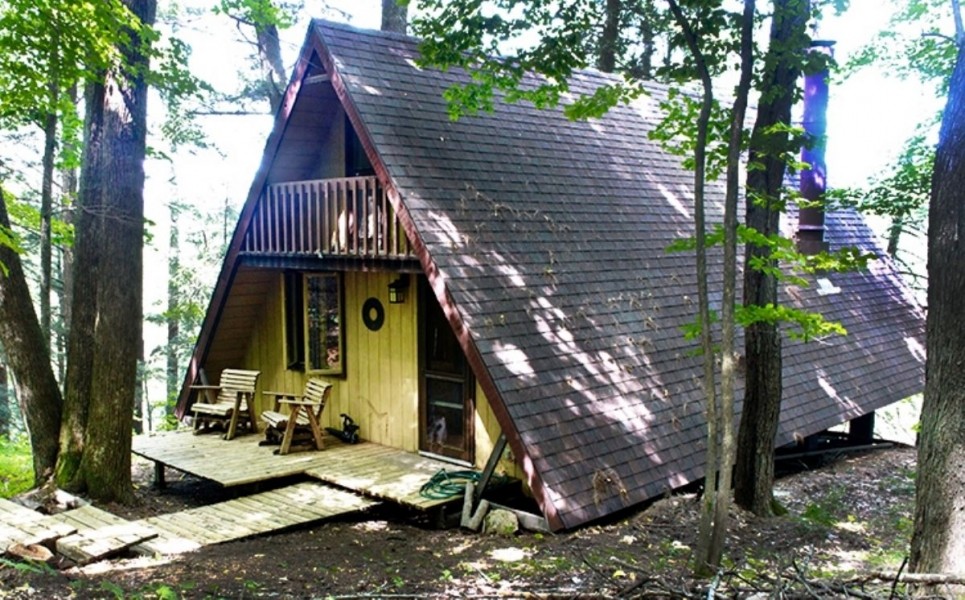 Waterfront Cabin w River Frontage Richland County WI for Sale featured image