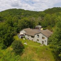 Glorious Recreational Property with Exquisite Home images 2