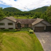 Glorious Recreational Property with Exquisite Home images 5