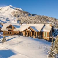 Diamond Hitch Ski Chalet  ski-in ski-out images 4