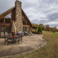 Lakefront Executive Ranch For Sale in Northwest Arkansas images 4