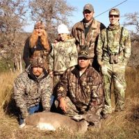 ***&nbsp; 1 DAY MEAT HUNT for 2 WHITETAIL DOE’S - $400.00  ***