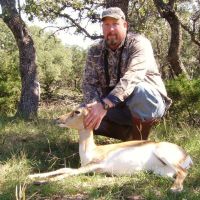 *** 1 Day MEAT HUNT for 1 WHITETAIL DOE & 1 BLACK BUCK DOE - $450.00  ***