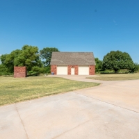 Stunning Luxury Home &nbsp; Recreational Land For Sale in Caddo County  OK images 5