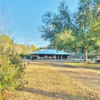 Home and 46.5 acres located on Tanglewood Road  Magnolia  MS