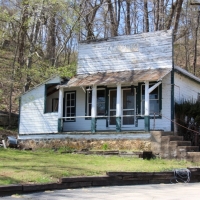 Zanoni Mills Luxury Ranch For Sale in Southern MO images 3