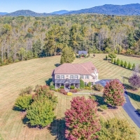 Breathtaking Country Home For Sale in Bedford County  VA images 3