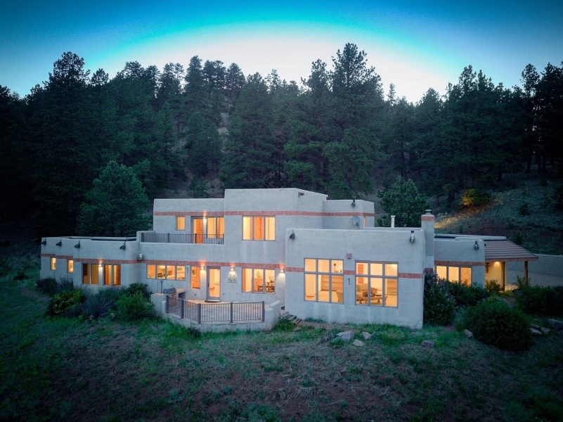 Luxury Mountain Ranch For Sale in Teller County  CO featured image