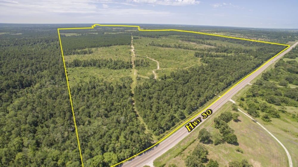 2200 Acres &nbsp; SH 30 featured image