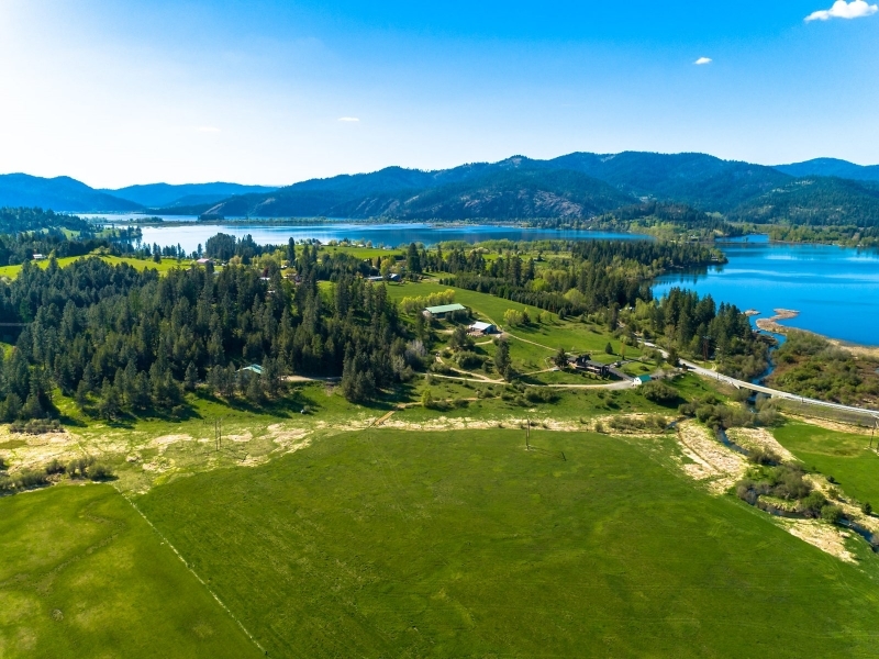 Stunning Waterfront Horse Ranch For Sale in Northwest ID featured image