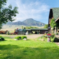 MARGOS MOUNTAIN SUITE BED  amp  BREAKFAST images 2