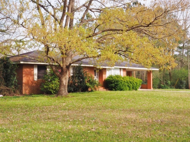 42 Acre Land for Sale 3 Bed 3 Home  2 Poultry Houses SW MS featured image