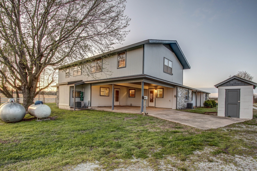 Home on 199 acres in Vinita  OK featured image