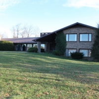 Executive Home &nbsp; Commercial Acreage For Sale in Southwest VA