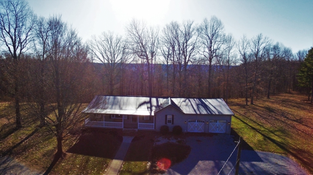 Remodeled Ranch Home with Hunting Land For Sale in Hustonville  KY featured image