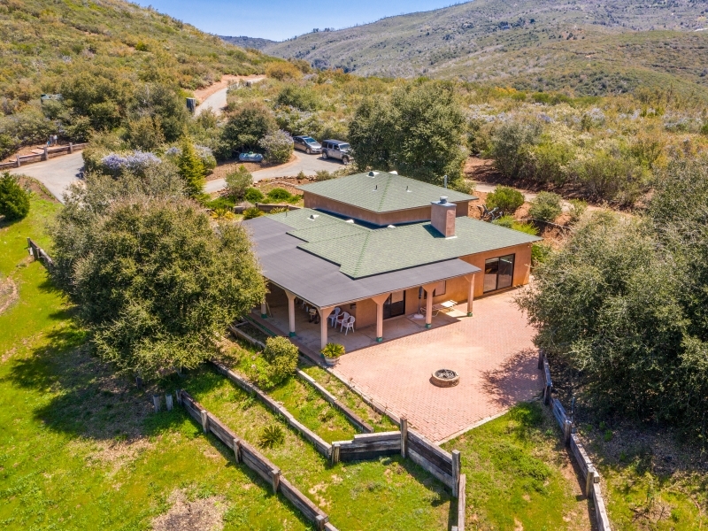 Secluded Retreat on 93 - Acres of Mountain Beauty with Charming 1200esf Custom House featured image