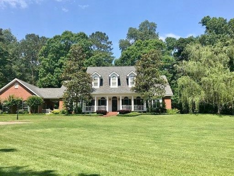 5 Bed 3.5 Bath Home 39 Acres McComb Pike County SW MS featured image