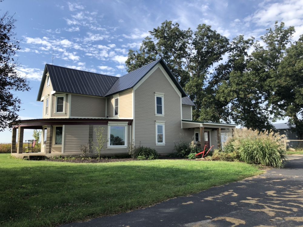 Country Home on Farm Land For Sale featured image